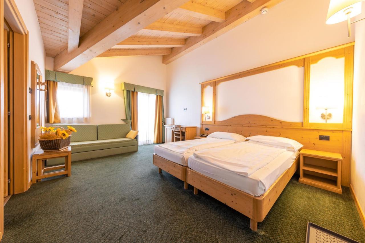 Alpine Mugon Hotel Vason Exteriör bild