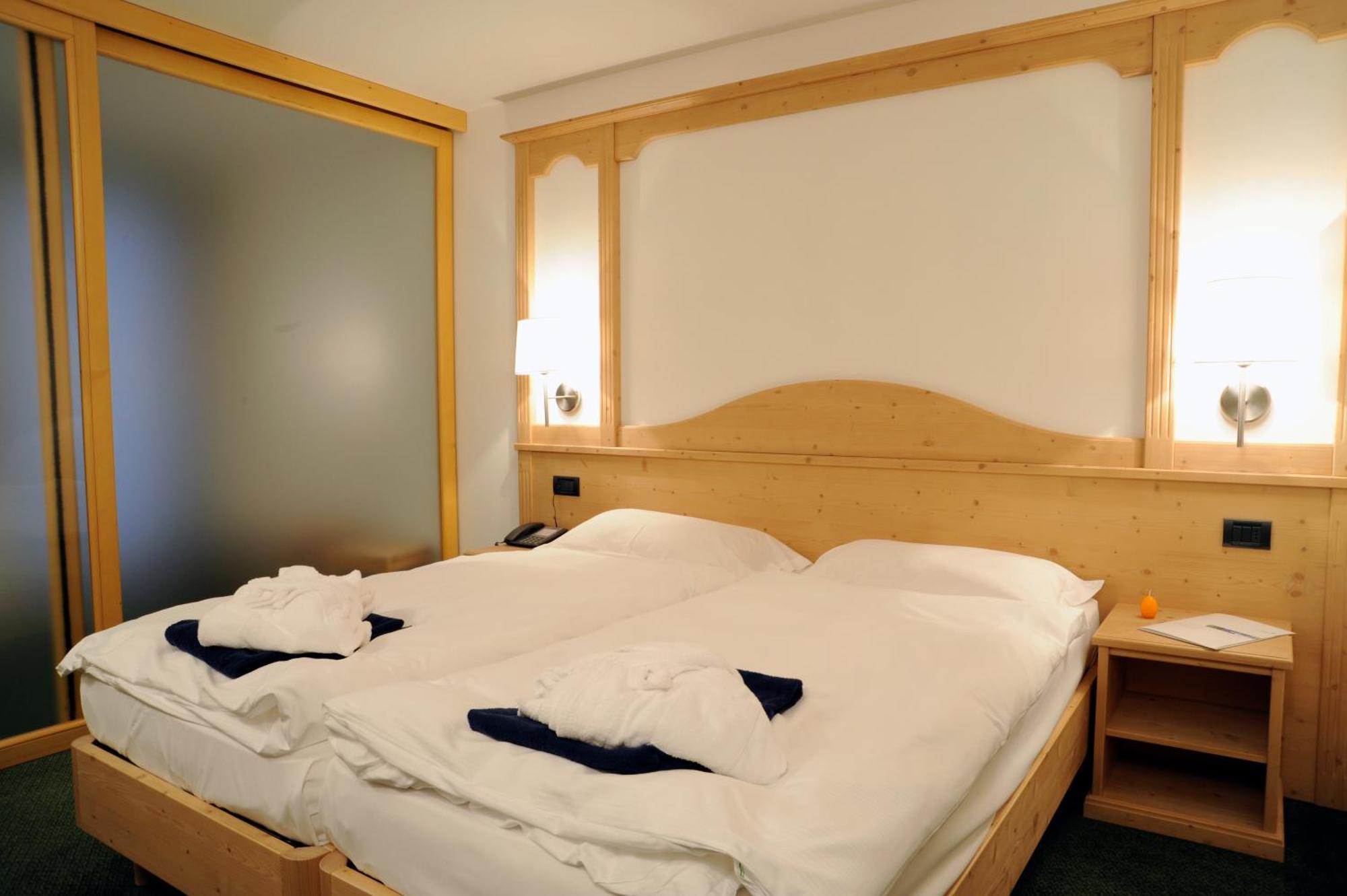 Alpine Mugon Hotel Vason Rum bild