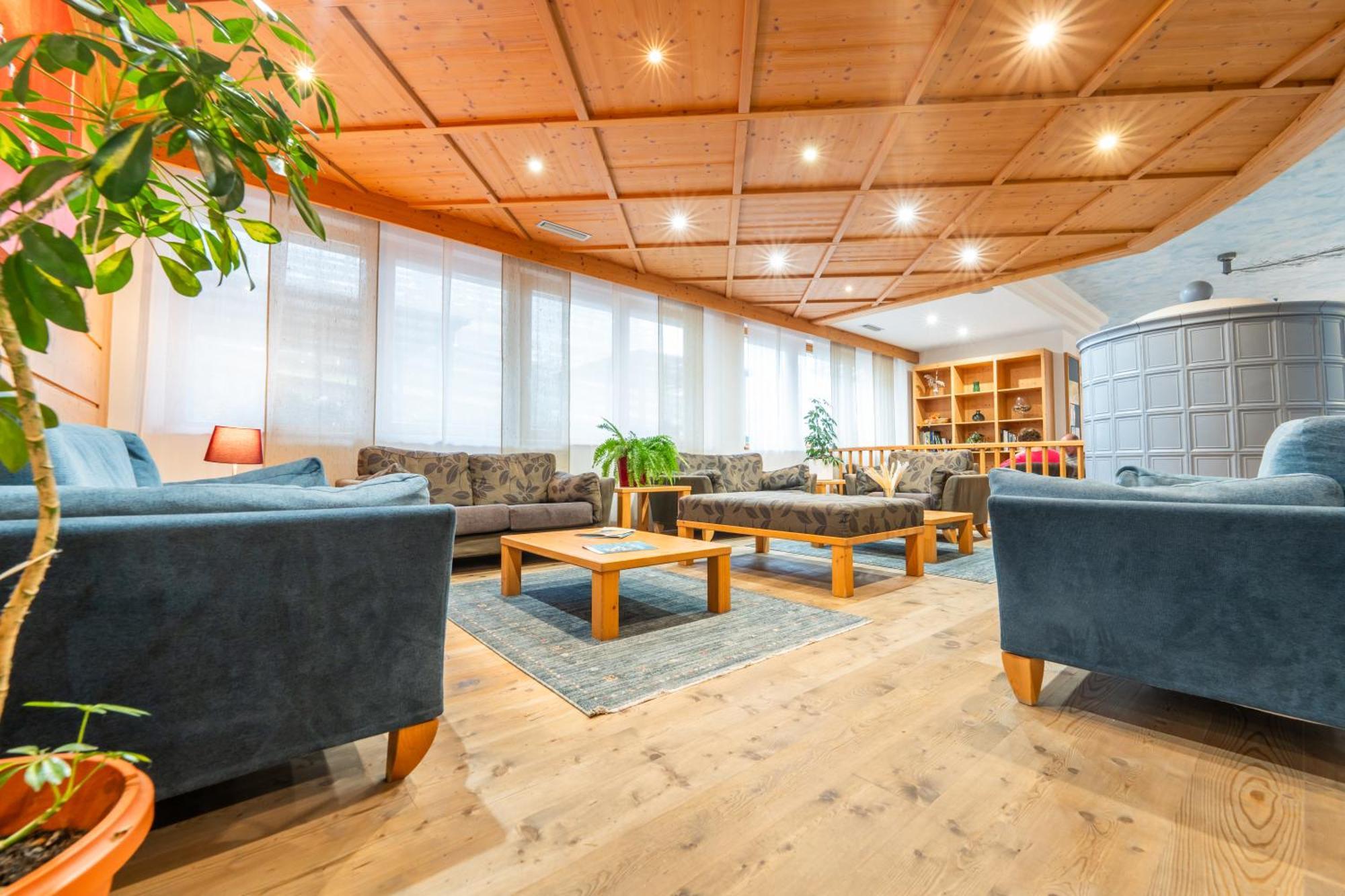 Alpine Mugon Hotel Vason Exteriör bild
