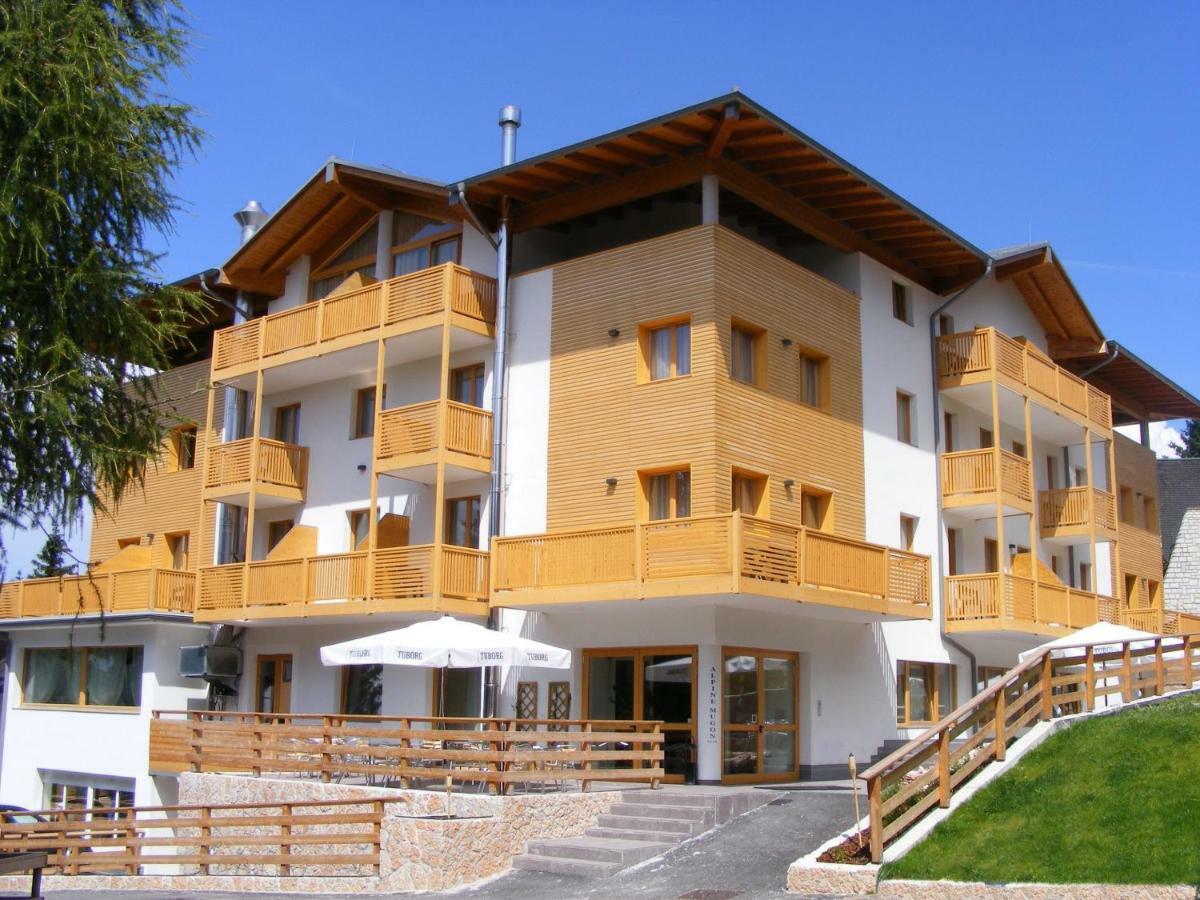 Alpine Mugon Hotel Vason Exteriör bild